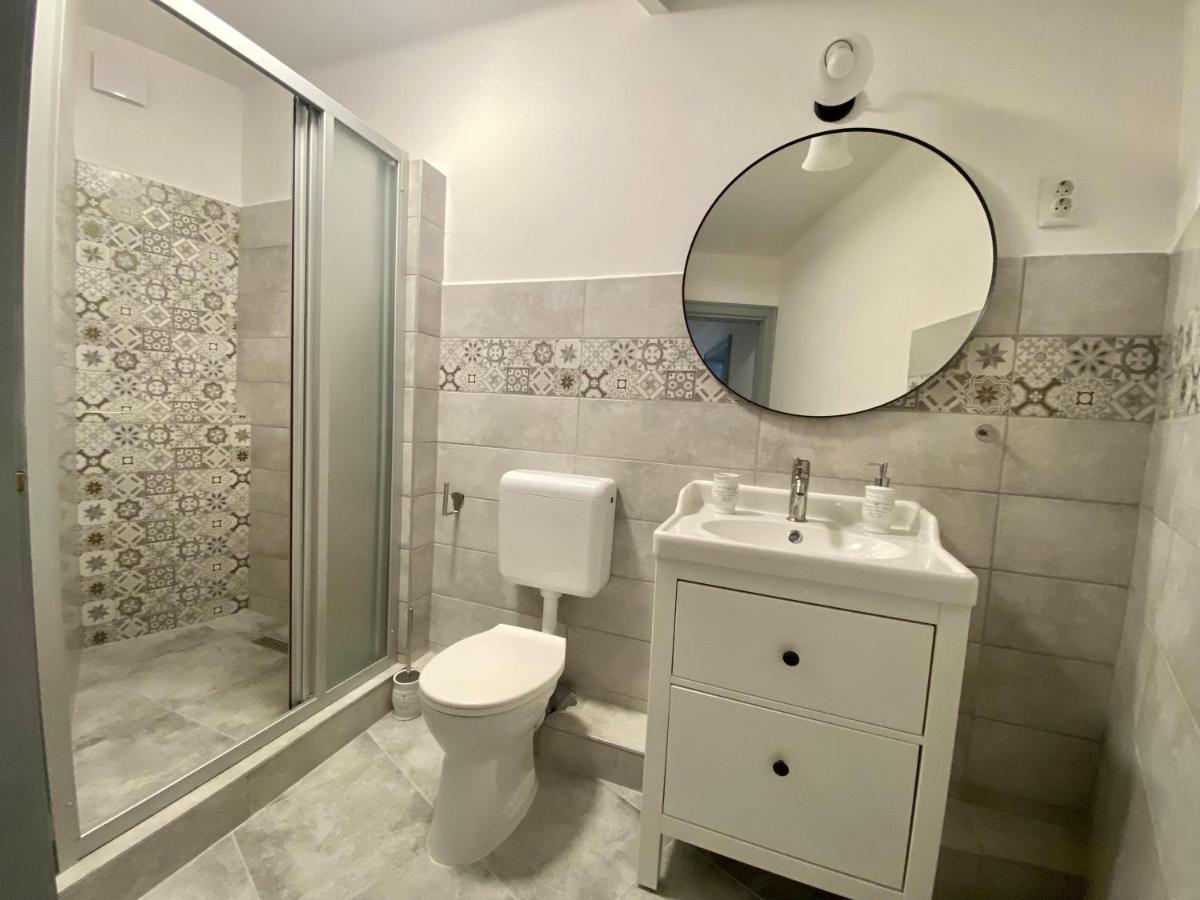 Pacsirta Apartman Grand Eğri Dış mekan fotoğraf