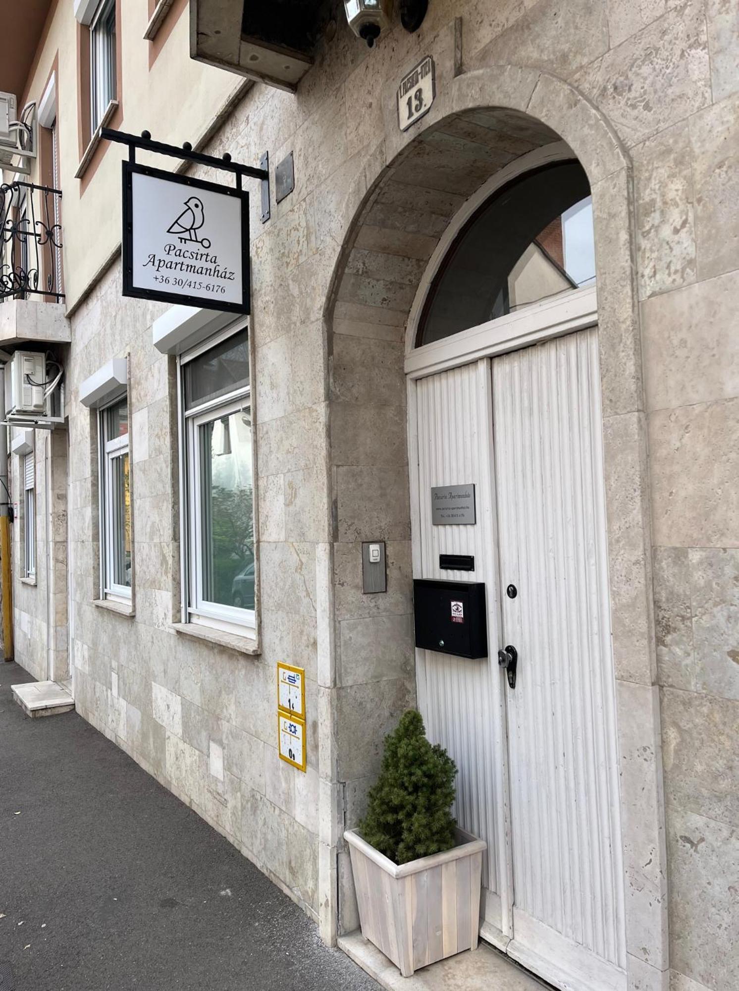 Pacsirta Apartman Grand Eğri Dış mekan fotoğraf