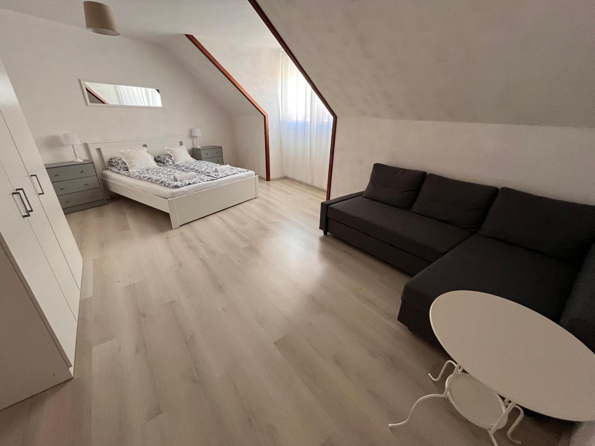 Pacsirta Apartman Grand Eğri Dış mekan fotoğraf