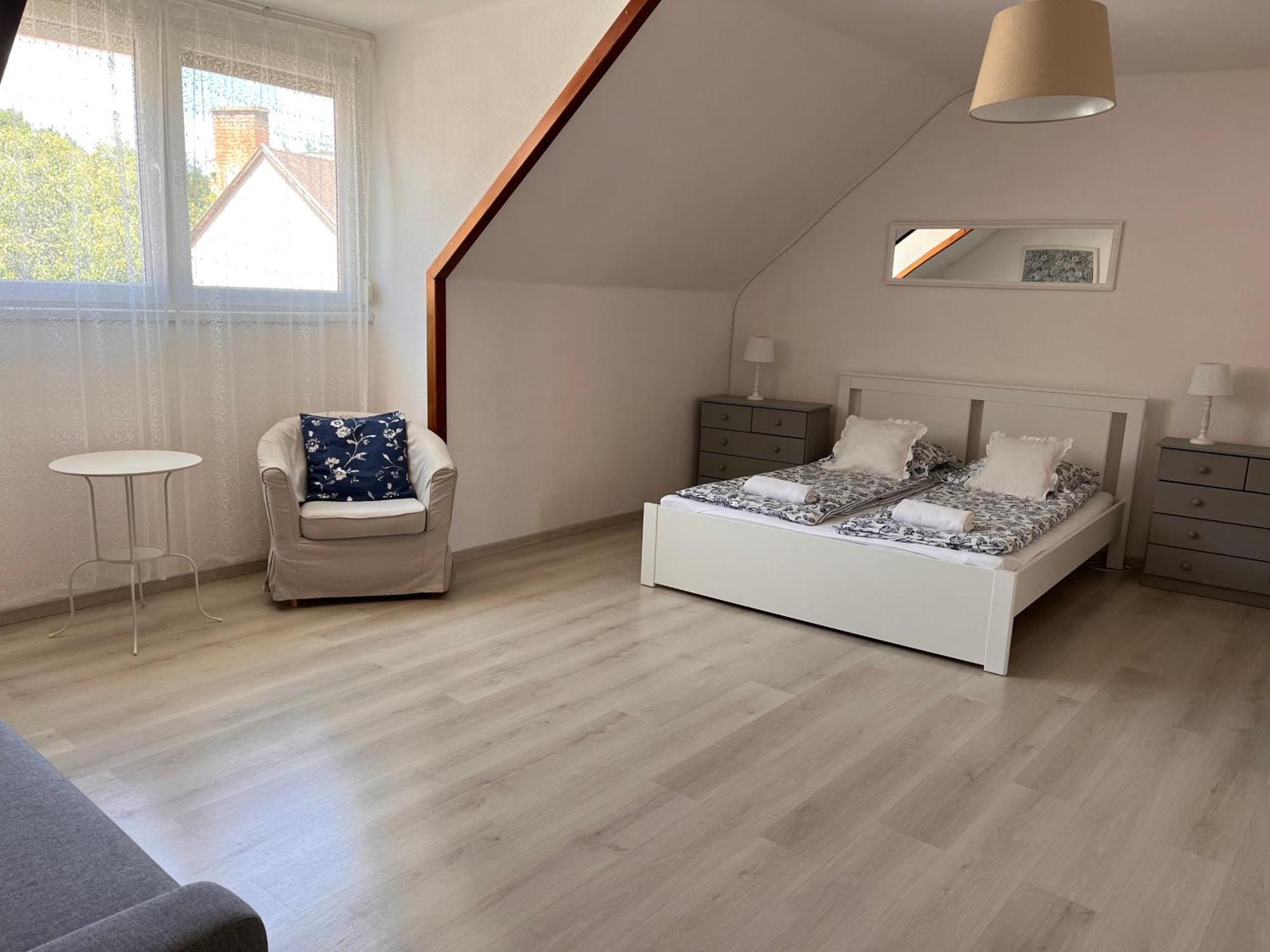 Pacsirta Apartman Grand Eğri Dış mekan fotoğraf